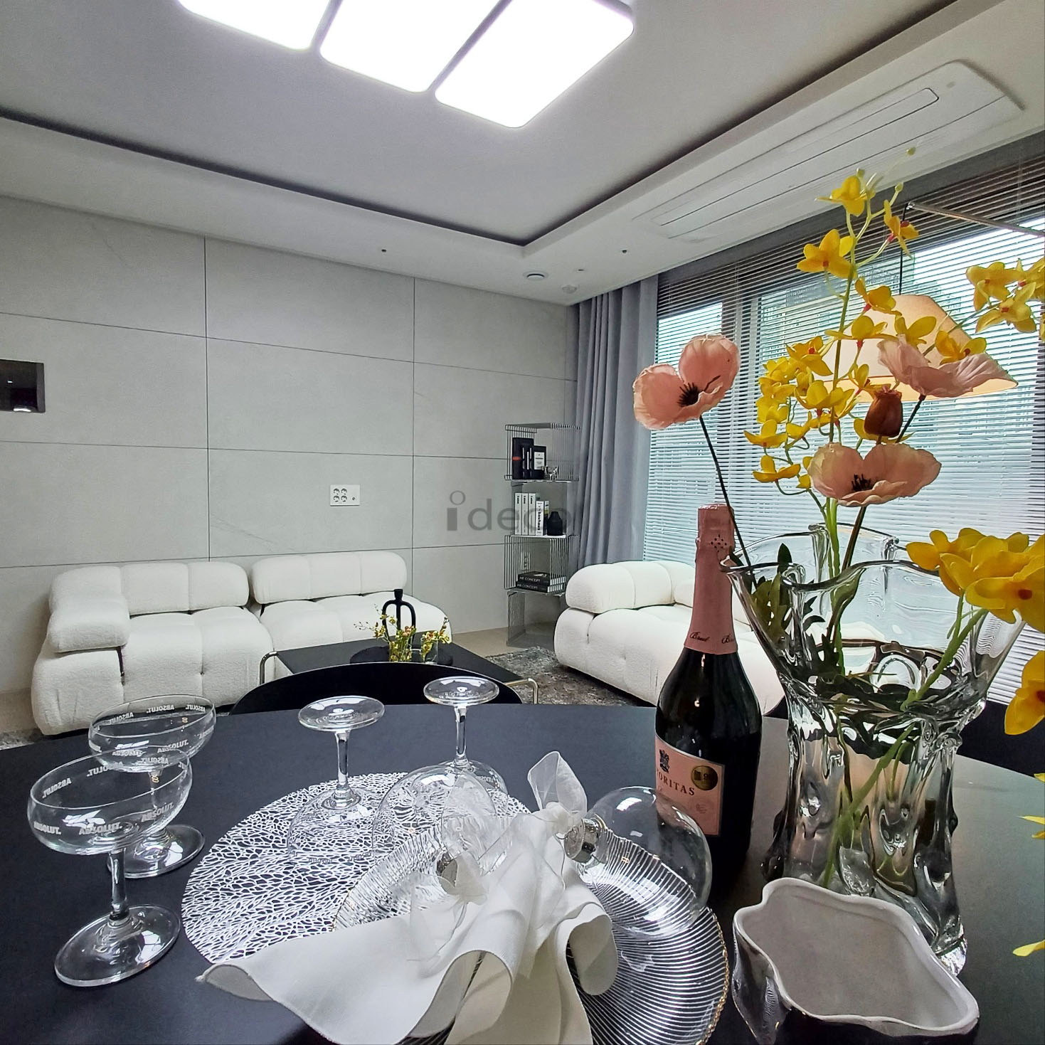 /user/i/ideco/editor/2412/6214db9151c806fdcf2607dd6bed107a_1735196418_2198.jpg 이미지크게보기